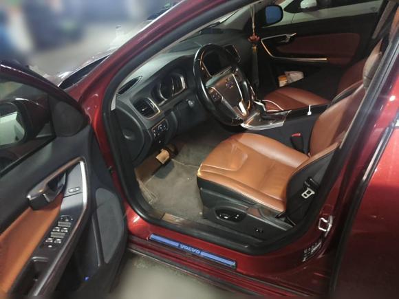 [苏州·苏E] 二手沃尔沃沃尔沃S602016款 S60L T4 智远版