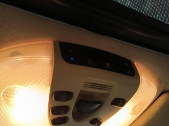 [上海·沪D] 二手奔驰唯雅诺2011款 2.5L 领航版