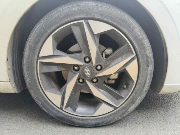 [成都·川G] 二手现代伊兰特2021款 1.5L CVT GLX精英版