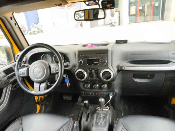 [常州·苏B] 二手Jeep牧马人2015款 2.8TD Sahara 四门舒享版