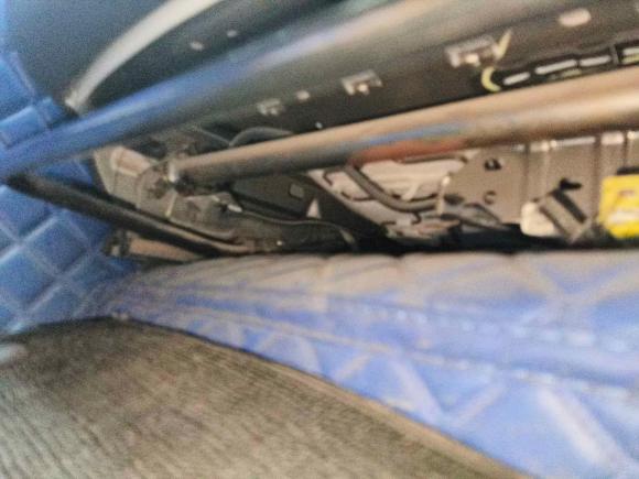 [济南·鲁A] 二手丰田卡罗拉双擎E+2019款 1.8L E-CVT先锋版