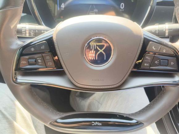 [上海·苏E] 二手比亚迪汉2024款 EV 荣耀版 605KM前驱尊贵型