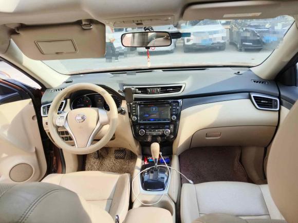 [济南·鲁A] 二手日产奇骏2014款 2.0L CVT舒适版 2WD