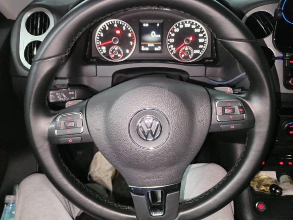 [上海·沪D] 二手大众途观2015款 1.8TSI 自动四驱豪华型