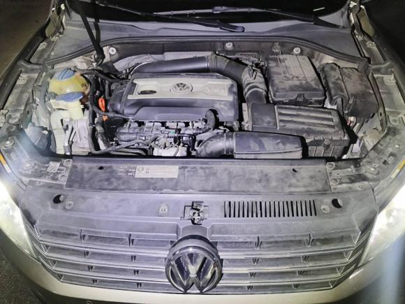 [深圳·粤B] 二手大众帕萨特2014款 1.8TSI DSG御尊版