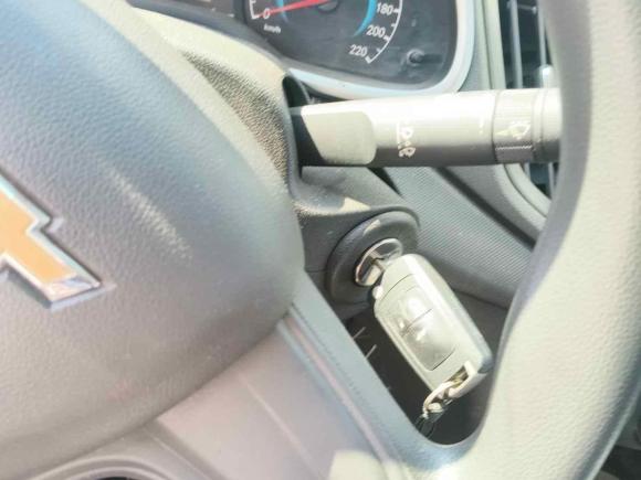 [杭州·沪C] 二手雪佛兰科沃兹2019款 320 自动欣享天窗版