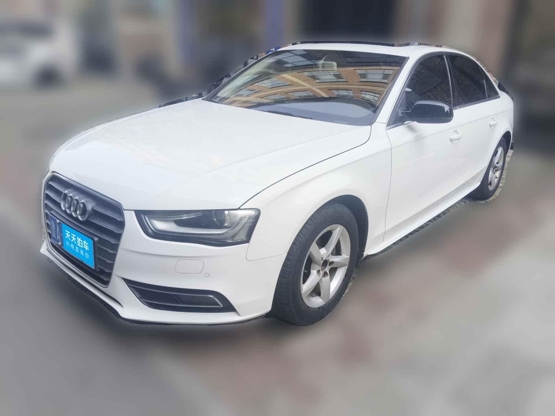 [济南·鲁A] 奥迪奥迪A4L2013款 35 TFSI 自动舒适型