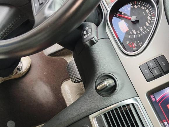 [成都·川A] 二手奥迪奥迪Q72007款 4.2 FSI quattro 豪华型