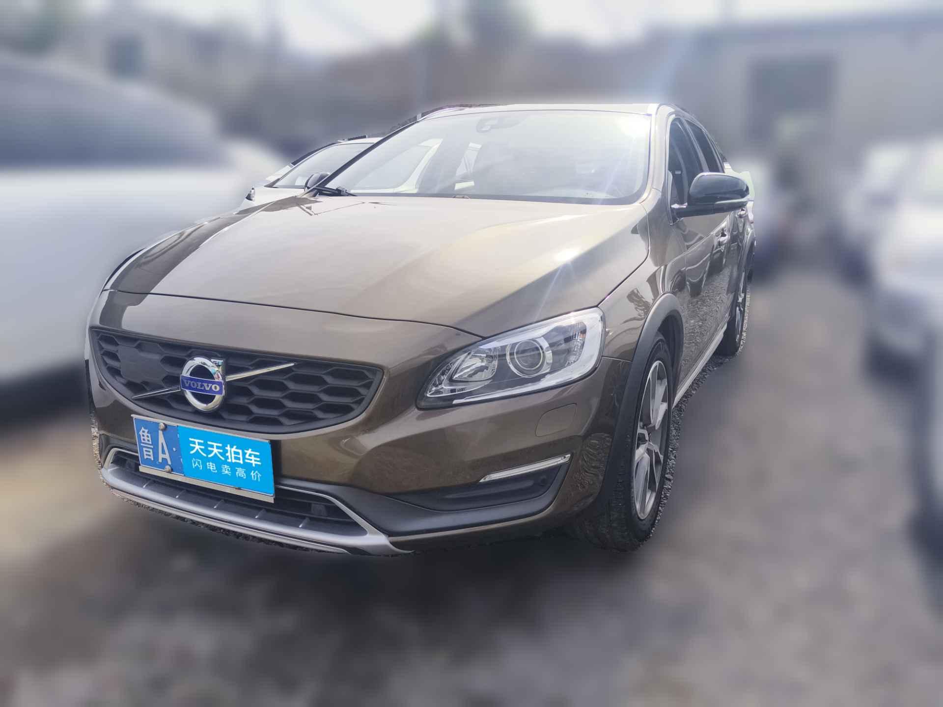 [济南·鲁A] 沃尔沃沃尔沃V602016款 Cross Country T6 AWD