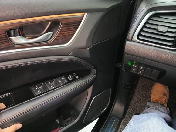 [温州·浙C] 二手本田冠道2017款 240TURBO 两驱尊享版