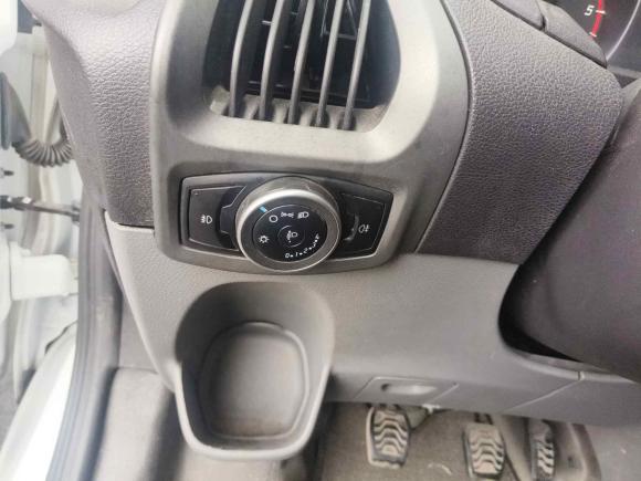 [杭州·浙A] 二手福特全顺2019款 2.0T柴油多功能商用车短轴低顶6座国VI