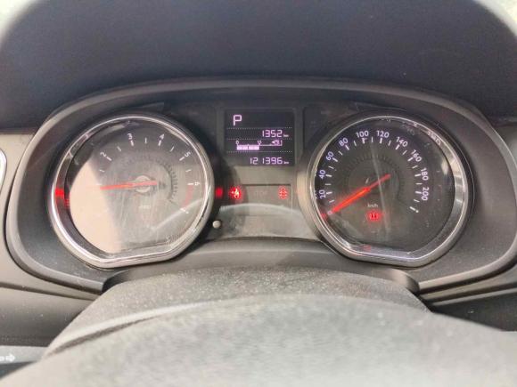 [西安·陕U] 二手雪铁龙雪铁龙C3-XR2015款 1.6L 自动先锋型