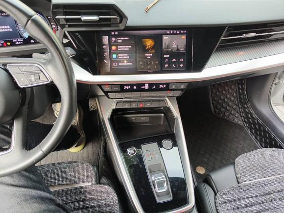 [南通·苏F] 二手奥迪奥迪A32021款 A3L Limousine 35 TFSI 时尚致雅型