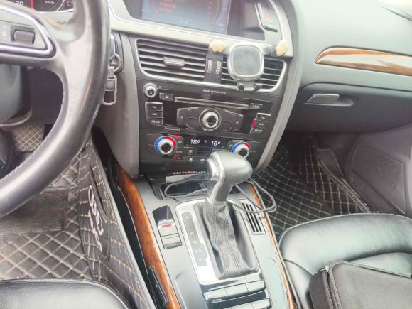 [深圳·赣D] 二手奥迪奥迪A4L2015款 35 TFSI 自动标准型