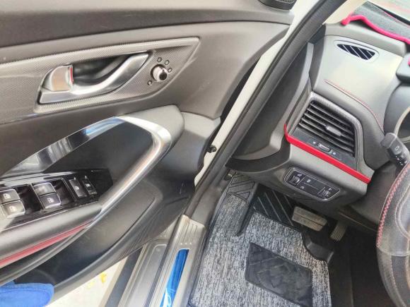 [佛山·粤E] 二手长安长安CS552018款 1.5T 自动炫动型 国V