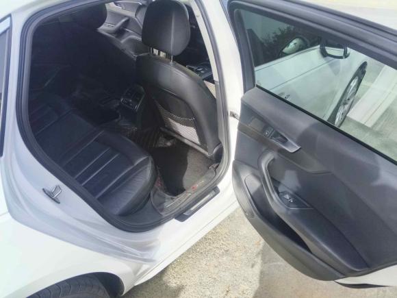 [南京·苏A] 二手奥迪奥迪A4L2017款 Plus 40 TFSI 风尚型