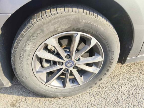 [济南·鲁A] 二手比亚迪秦PLUS2024款 荣耀版 DM-i 55KM领先型