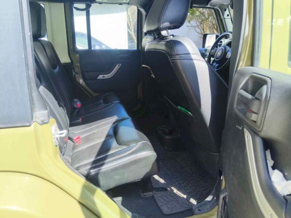 [上海·闽J] 二手Jeep牧马人2013款 3.6L Sahara 四门版