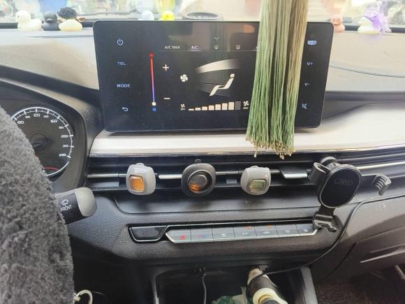 [上海·沪C] 二手吉利汽车远景X32021款 PRO 1.5L 手动精英型