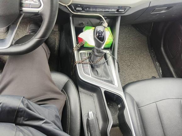 [上海·赣A] 二手吉利汽车远景X32020款 1.5L CVT尊贵型