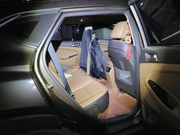 [佛山·粤E] 二手现代途胜2015款 1.6T 双离合四驱旗舰型