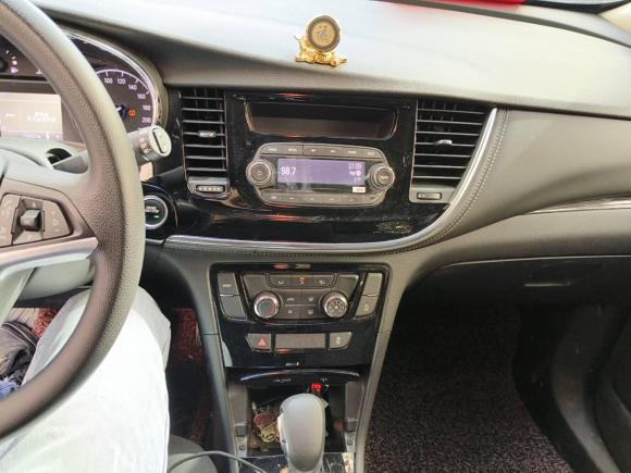 [上海·沪B] 二手别克昂科拉2017款 18T 自动两驱都市时尚型