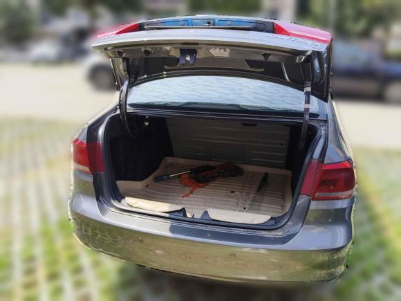 [南京·苏A] 二手大众桑塔纳2013款 1.6L 自动舒适版