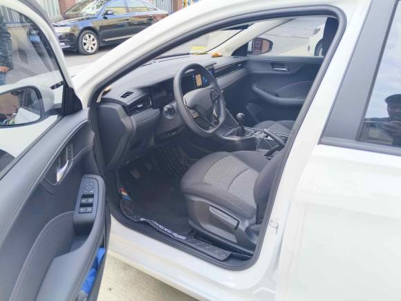 [南京·苏A] 二手荣威荣威i52023款 1.5L 手动舒享版