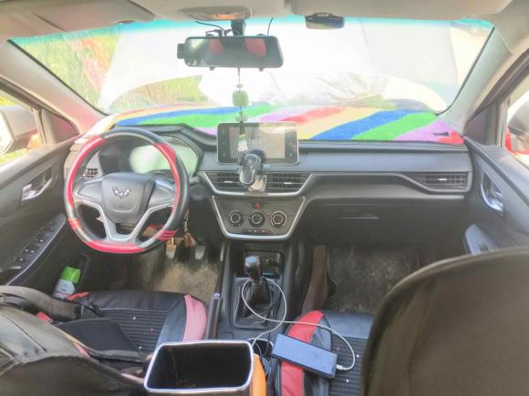 [广州·桂L] 二手五菱汽车五菱宏光S32018款 1.5L 手动舒适型 国V