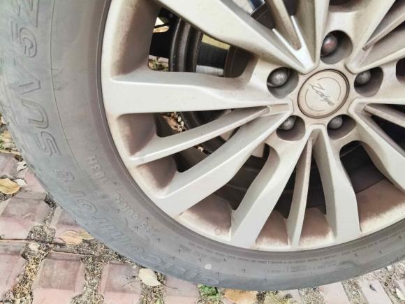 [无锡·苏B] 二手众泰众泰SR92017款 2.0T 自动极致之光版