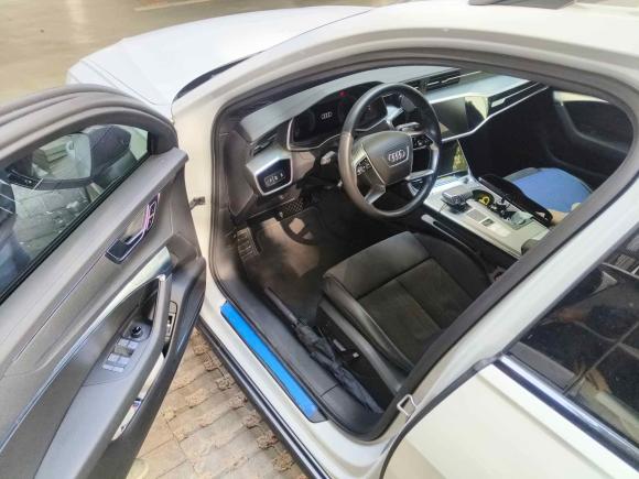 [深圳·粤B] 二手奥迪奥迪A62020款 allroad quattro 探索家 55 TFSI 尊享越野型