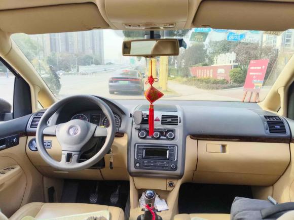 [成都·川A] 二手大众途安2013款 1.4T 手动舒适版5座