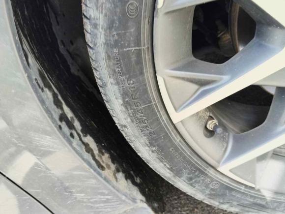 [青岛·鲁U] 二手广汽传祺影豹2021款 270T DCT J16版