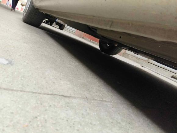 [成都·川A] 二手标致标致4082013款 2.0L 自动舒适版