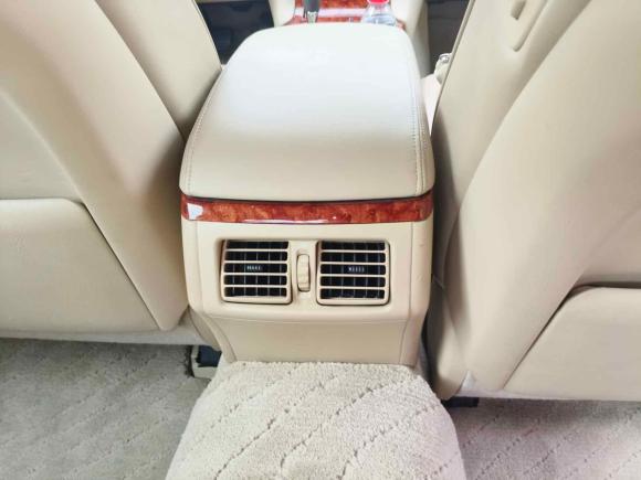 [佛山·粤E] 二手丰田皇冠2005款 3.0L Royal