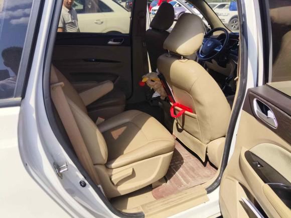 [南昌·赣A] 二手宝骏宝骏7302016款 1.5L 手动超值型 7座 国V
