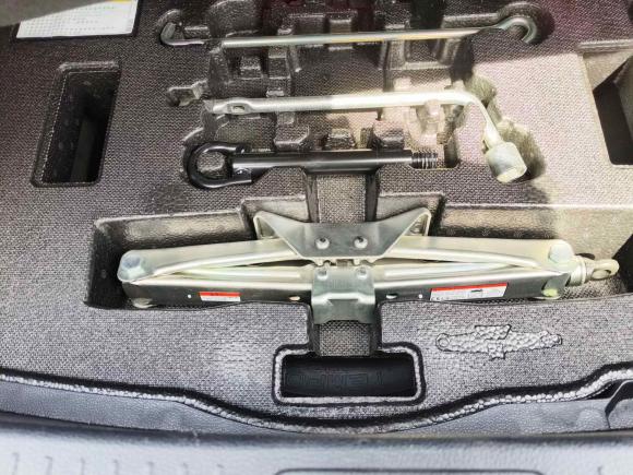 [武汉·鄂A] 二手丰田雷凌2022款 双擎 1.8H E-CVT运动版