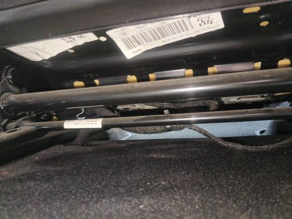 [广州·粤A] 二手别克威朗2018款 两厢 15S 自动进取型