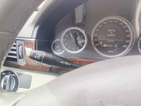 [深圳·粤N] 二手奔驰奔驰E级2011款 E 200 L CGI优雅型