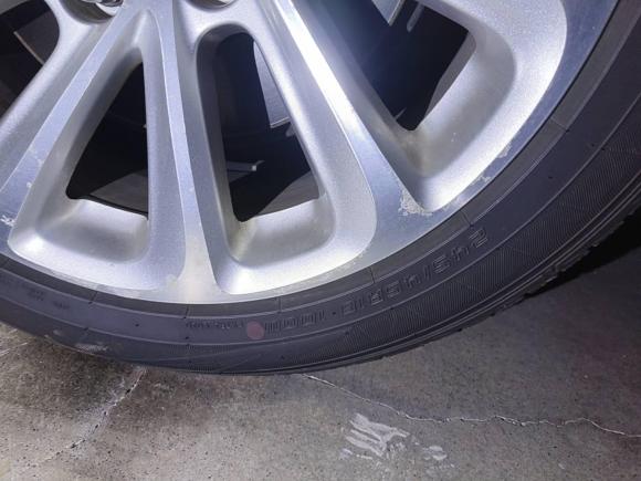 [上海·苏J] 二手别克君越2013款 2.4L SIDI豪华舒适型