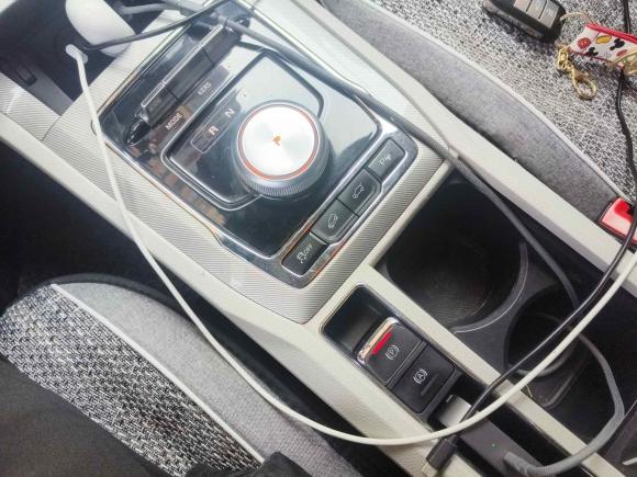 [上海·沪A] 二手荣威荣威RX5新能源2017款 ERX5 EV400 电动互联网至尊版