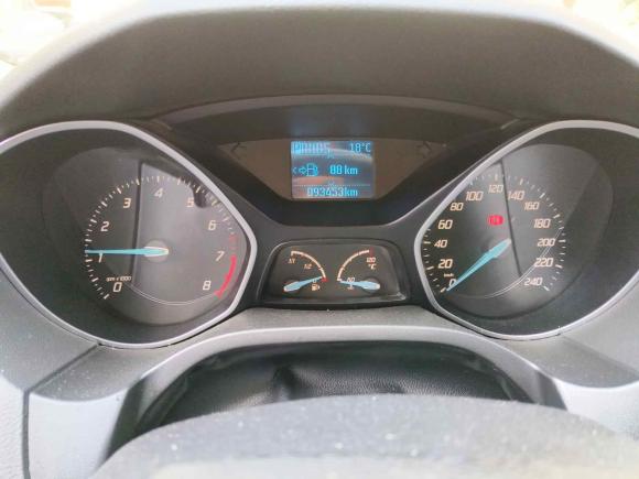 [西安·陕A] 二手福特福克斯2012款 三厢 1.6L 自动风尚型