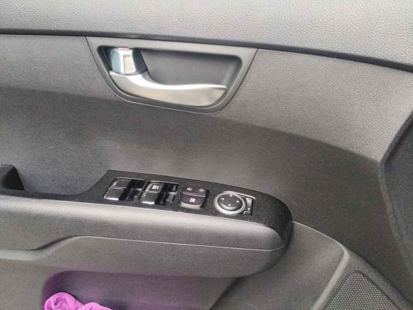 [广州·粤A] 二手起亚KX3傲跑2015款 1.6L 自动两驱DLX