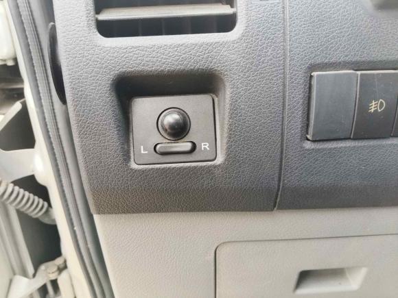 [常州·苏D] 二手东风御风御风2018款 2.5T物流车A100长轴高顶5-9座国V ZD25