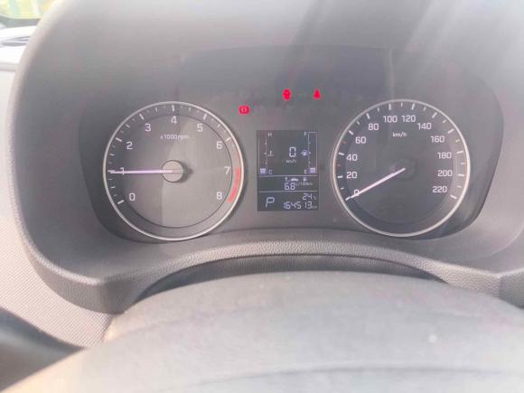 [上海·沪F] 二手现代北京现代ix252015款 1.6L 自动两驱智能型GLS
