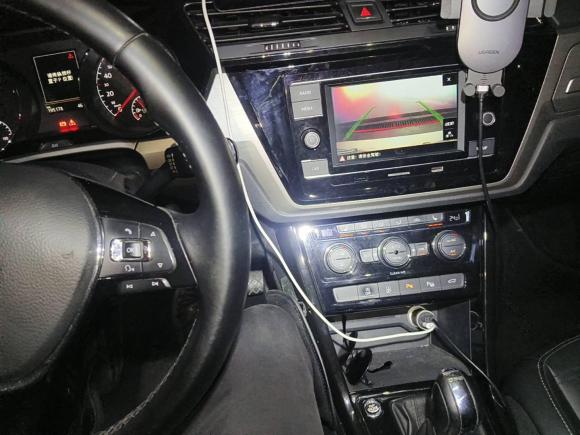 [上海·沪H] 二手大众途安2016款 途安L 280TSI DSG豪华版