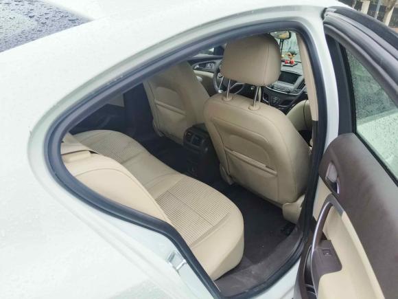 [南京·苏A] 二手别克君威2012款 2.0L 舒适版