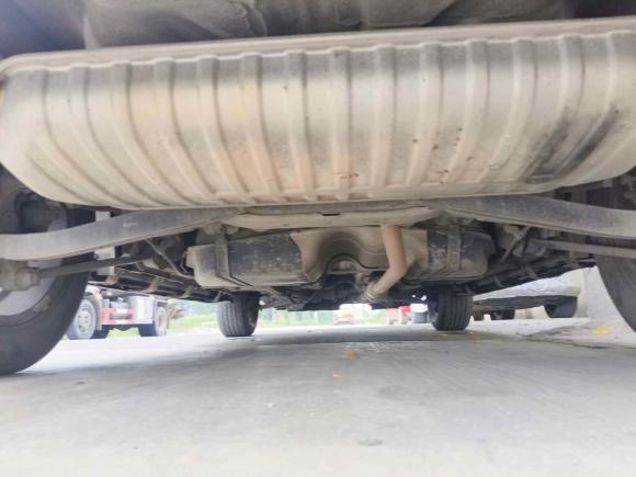 [成都·川B] 二手现代途胜2013款 2.0L 手动两驱时尚型