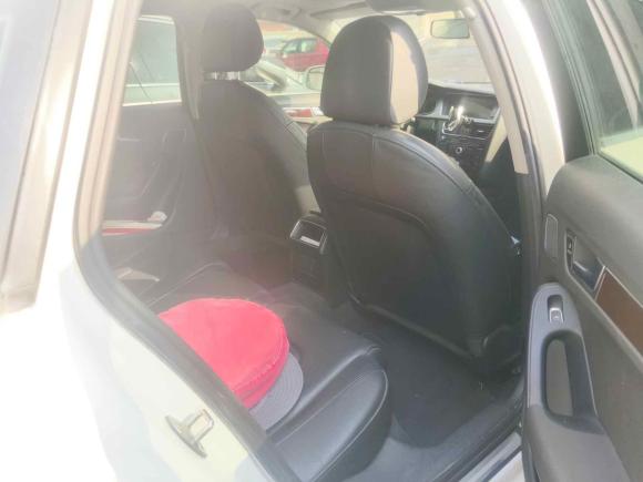 [上海·沪A] 二手奥迪奥迪A4L2013款 35 TFSI 自动舒适型