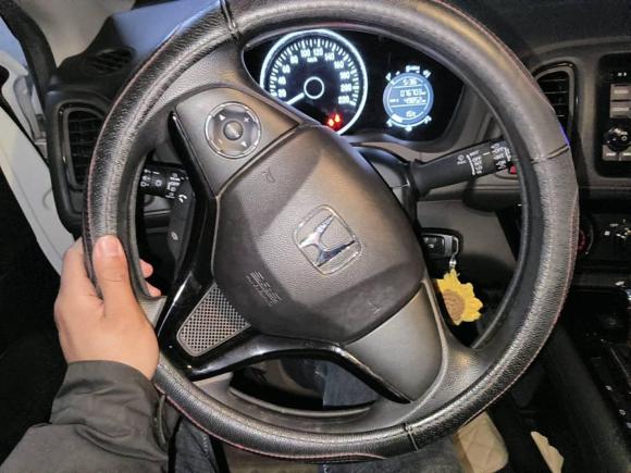 [杭州·浙A] 二手本田缤智2015款 1.8L CVT两驱精英型